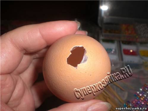 Как сделать пасхальное гнездо с яйцами