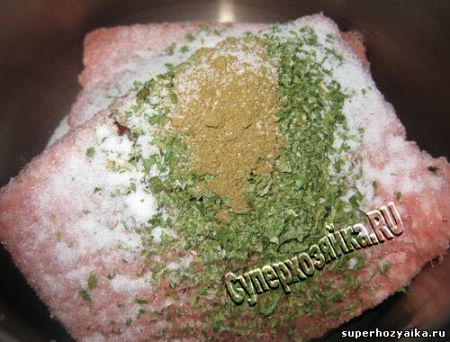Рецепт мясного рулета Рецепт мясного рулета с грибами