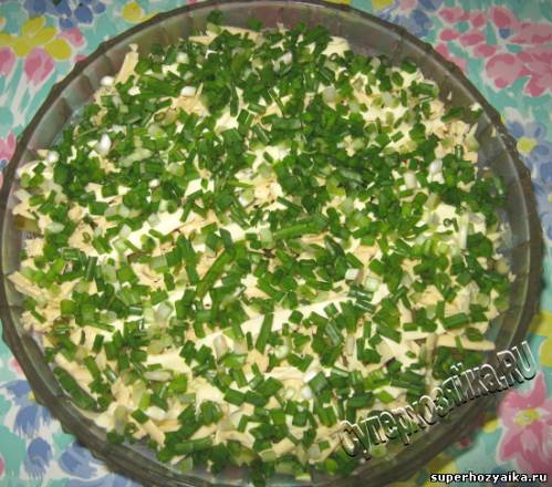 Салат с зеленым луком
