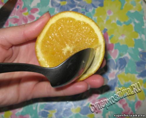 Салат, чистим апельсин