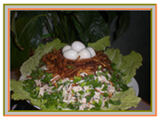 Салат с курицей и картофелем фри - рецепт с фото  "Праздничный салат Гнездо глухаря"